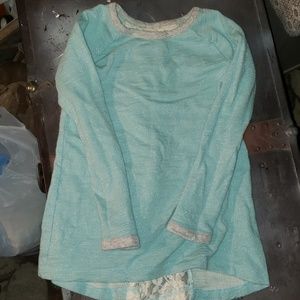 Tucker + Tate long sleeved tunic top with lace